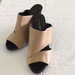 Calvin Klein genuine leather shoes/sandals.
